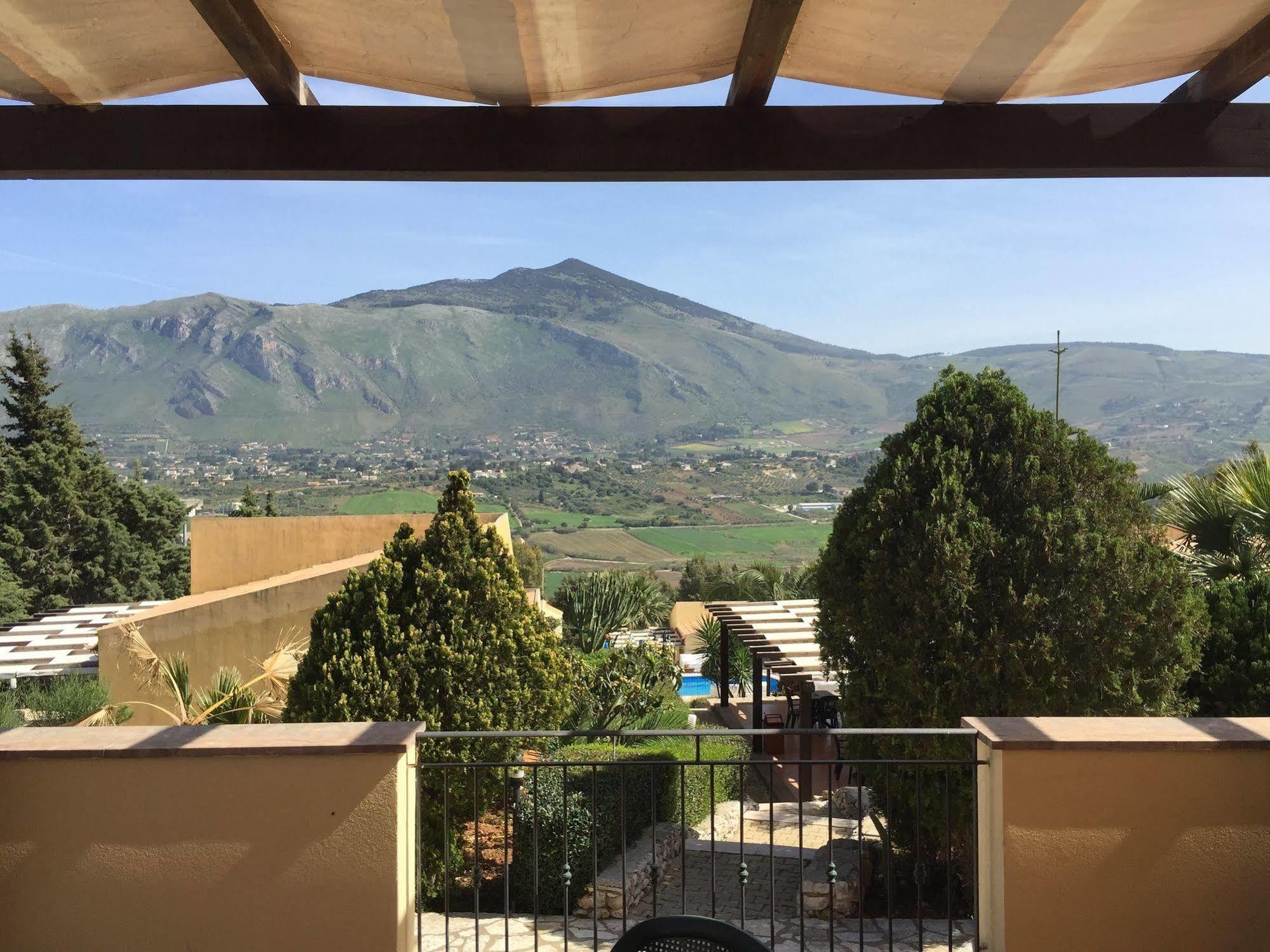 Hotel Grotticelli سكوبيلو المظهر الخارجي الصورة